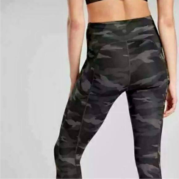 Athleta ultimate camo camouflage 7/8 tight leggings with thigh pocket SMALL - Picture 6 of 11